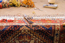 tappeto in restauro piccolo